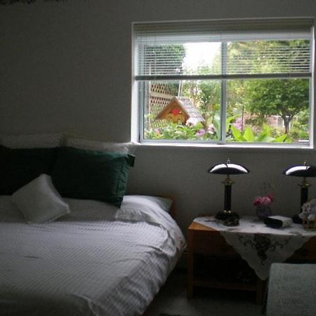 Island View B&B Nanaimo Exterior foto